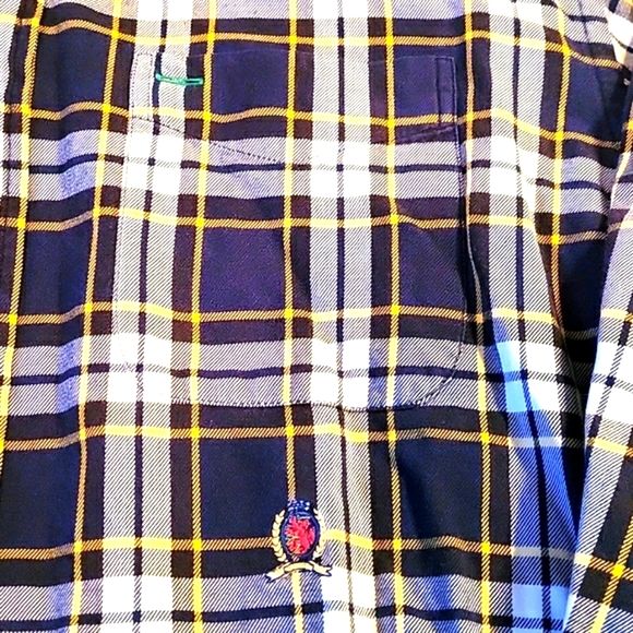 Tommy Hilfiger Size Medium Button-Up - Picture 2 of 4